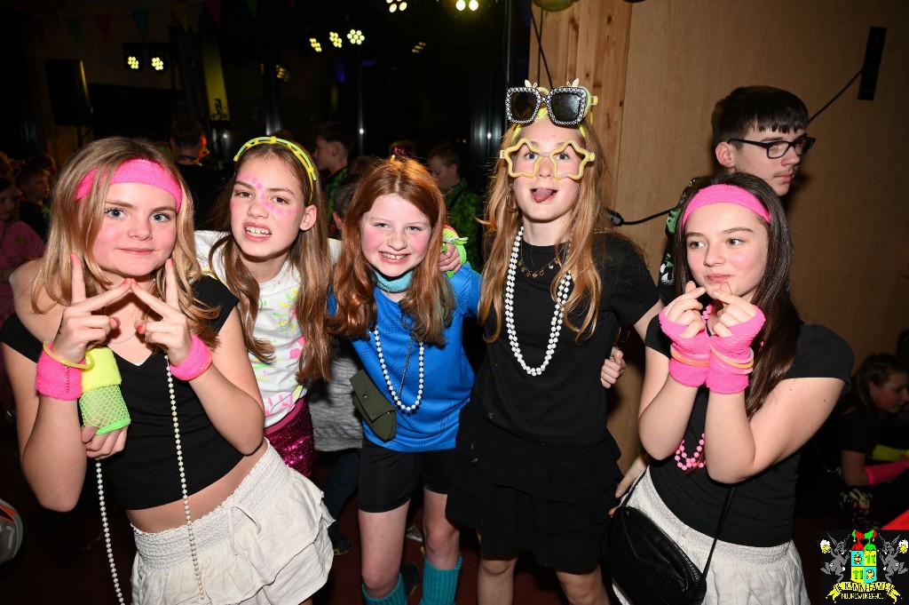 ../Images/Jeugddisco Glow in the Dark 118.jpg